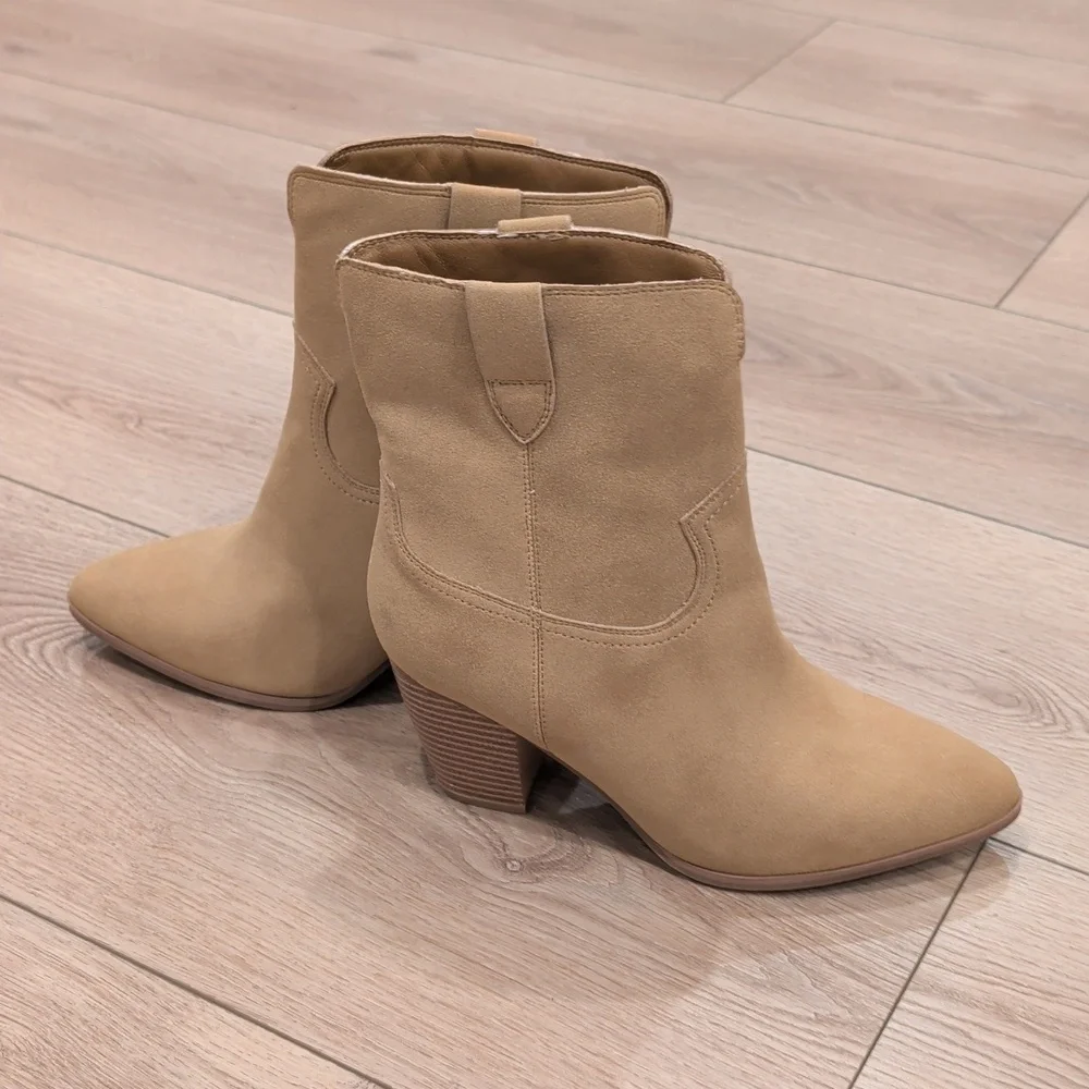 MIA Tan Suede Mid-Heel Western Ankle Boots - Picture 1 of 5